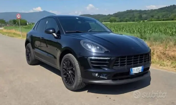 Porsche Macan 2017 photo 2