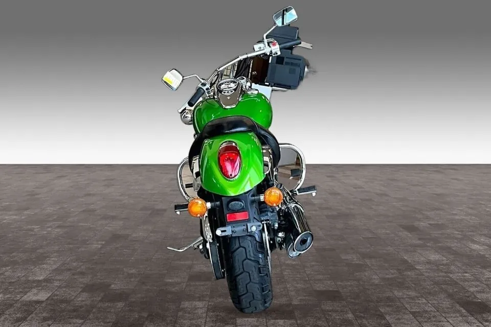 Harley-Davidson Vulcan 900 Custom 2008 photo 4