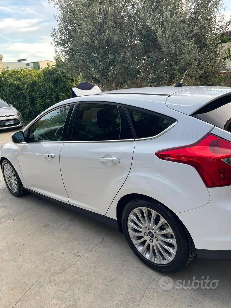 Ford Focus 2011 photo 5