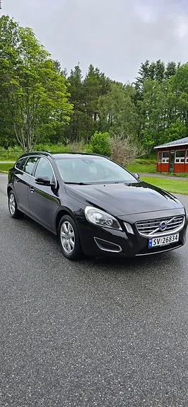 Volvo V60 2012 photo 2