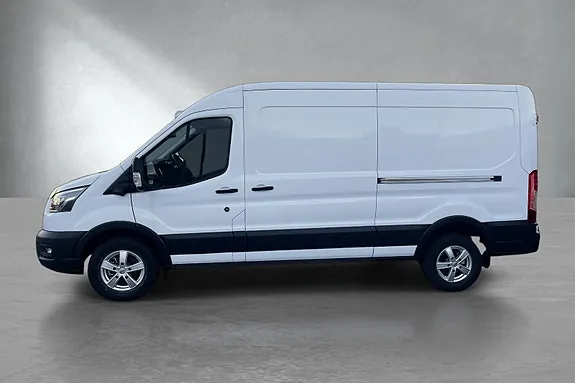 Ford Transit 2025 photo 4