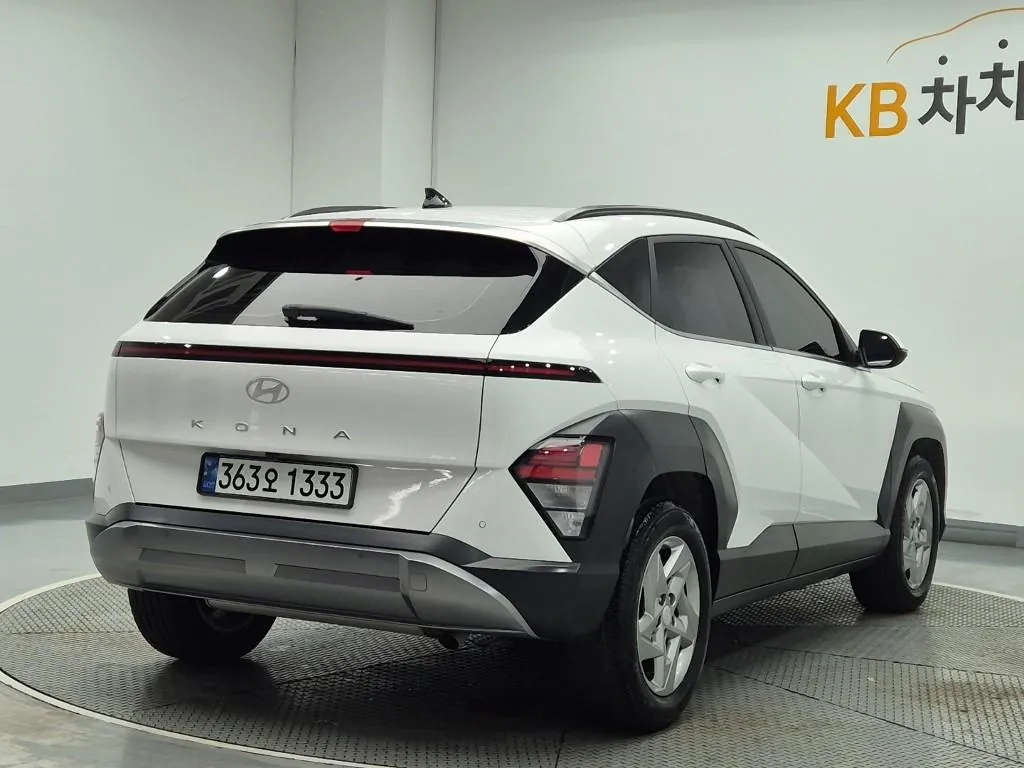 Hyundai Kona 2023 photo 3