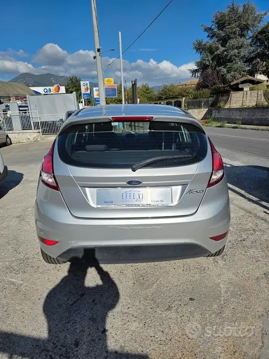 Ford Fiesta 2014 photo 4