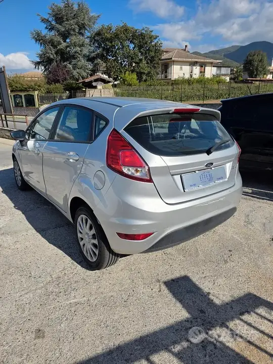 Ford Fiesta 2014 photo 5