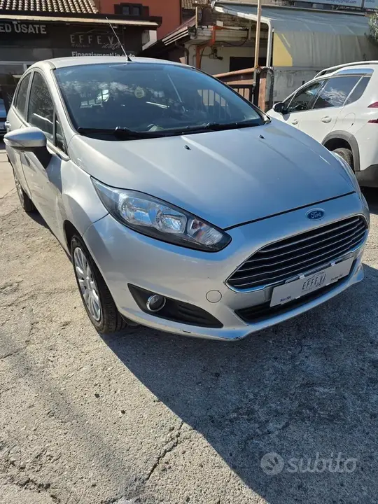 Ford Fiesta 2014 photo 2