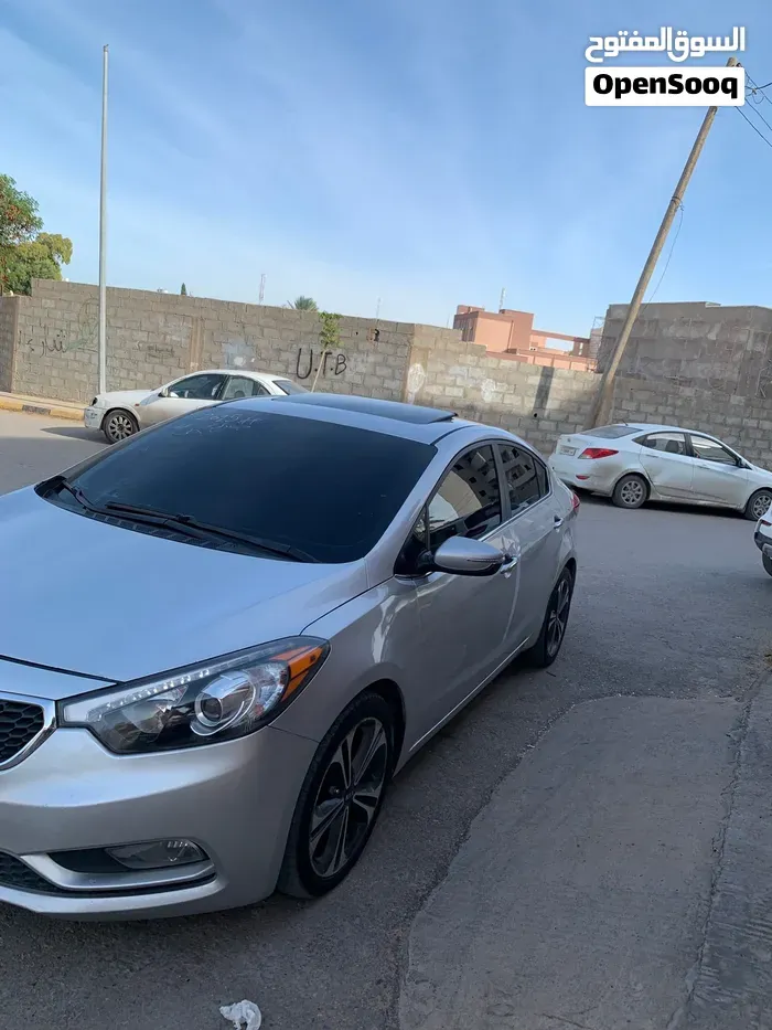 Kia K3 2014 photo 3