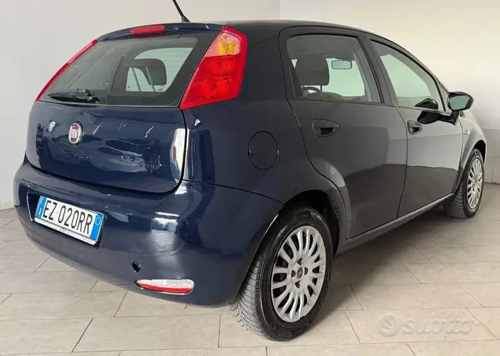 Fiat Punto 2015 photo 4