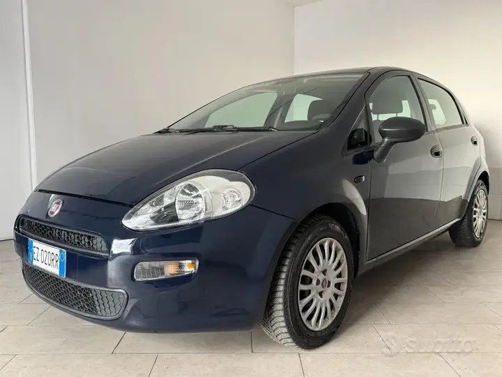 Fiat Punto 2015 photo 2