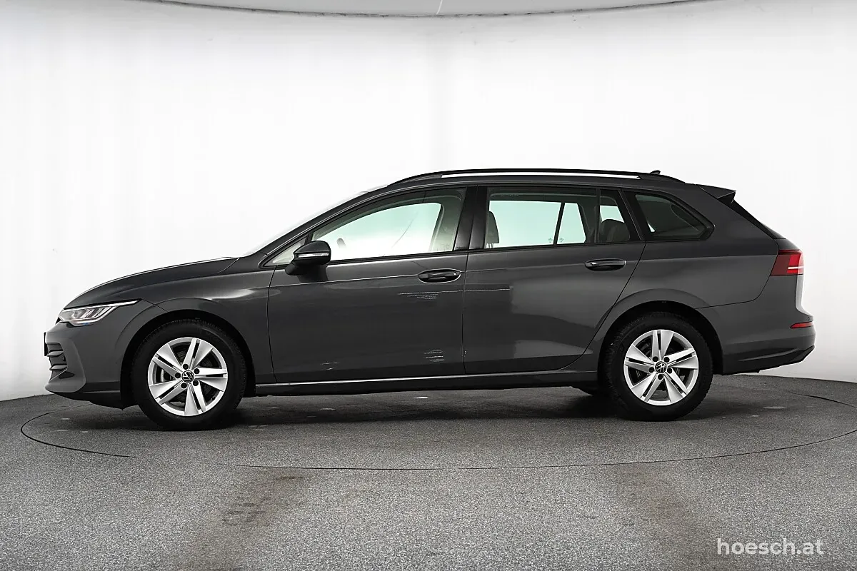 Volkswagen Golf 2025 photo 3
