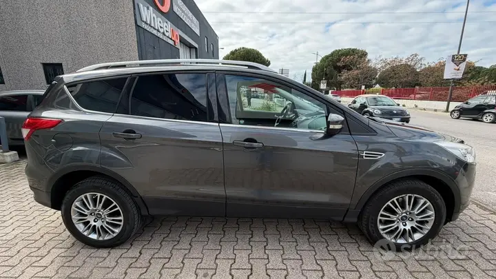 Ford Kuga 2015 photo 3