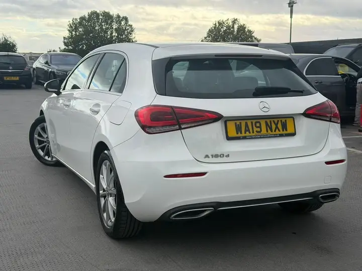 Mercedes-Benz A-Class 2019 photo 3