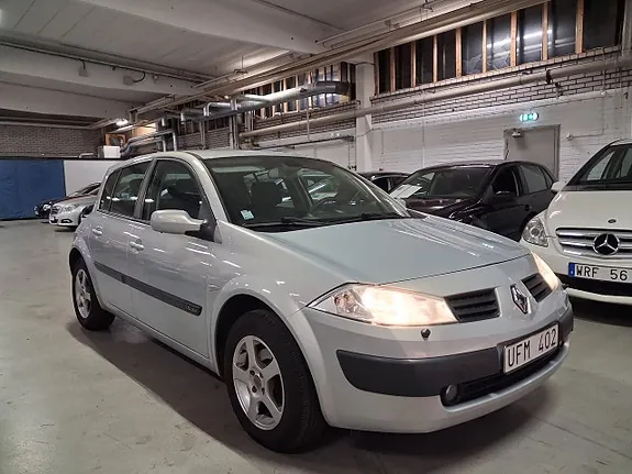 Renault Megane 2003 photo 2