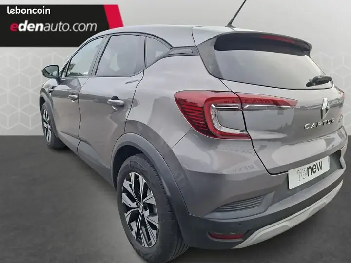 Renault Captur 2023 photo 2