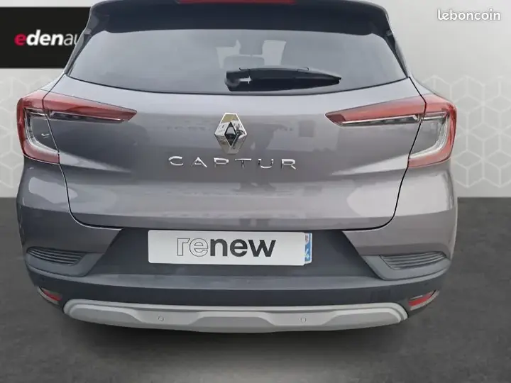 Renault Captur 2023 photo 3