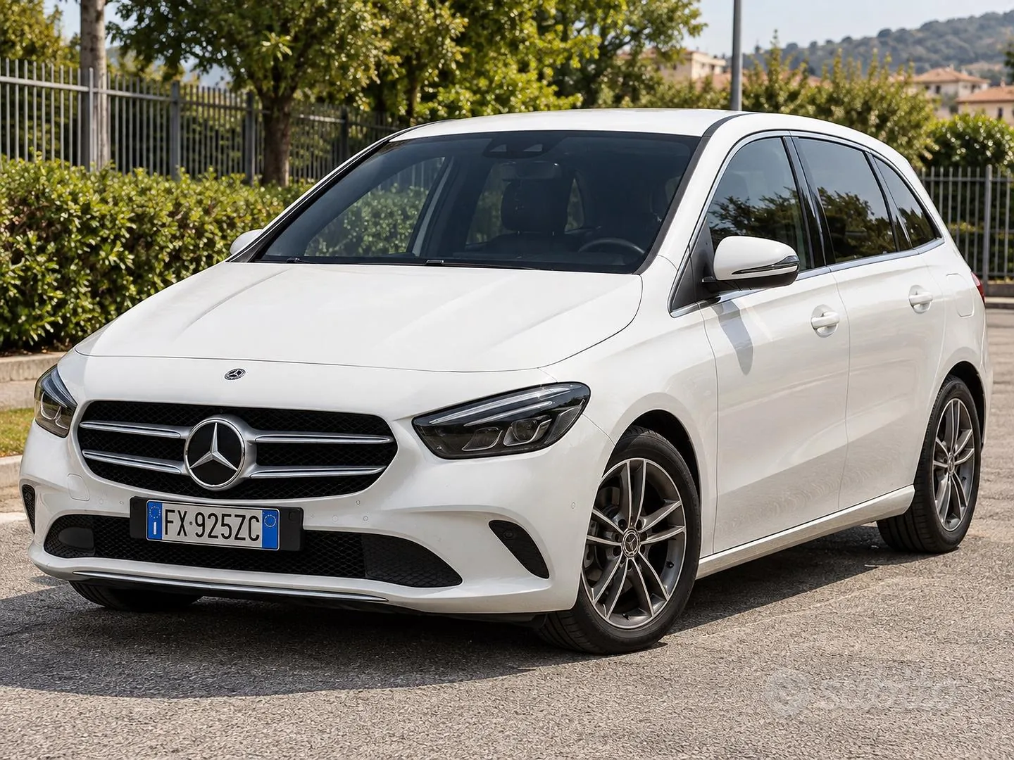 Mercedes-Benz B