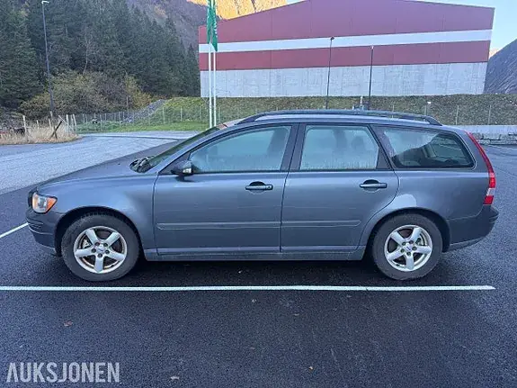 Volvo V50 2006 photo 2