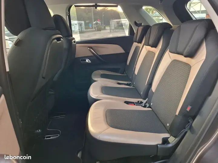 Citroen C4 Picasso 2015 photo 2