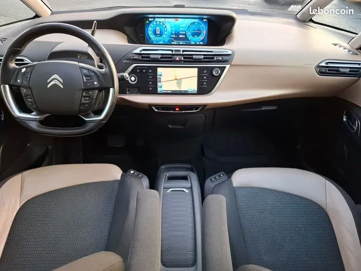 Citroen C4 Picasso 2015 photo 4