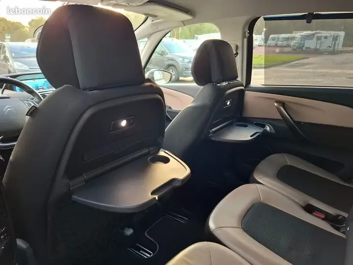 Citroen C4 Picasso 2015 photo 3