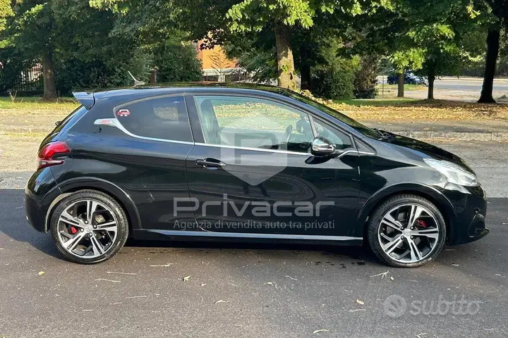 Peugeot 208 2015 photo 4
