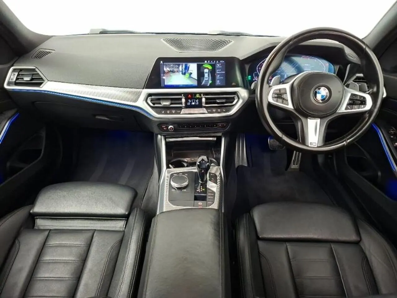 BMW 3 Series 2020 photo 3