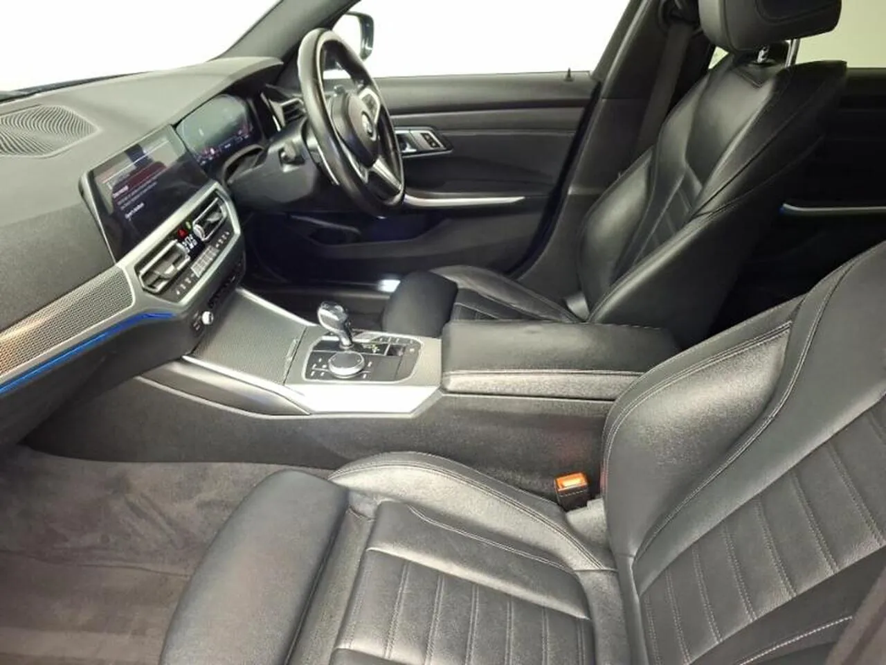 BMW 3 Series 2020 photo 5