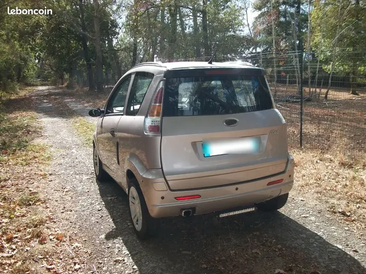 Microcar M.Go 2010 photo 2