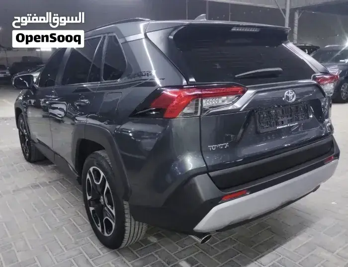 Toyota Rav4 2021 photo 4
