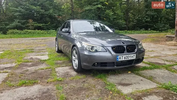 BMW 5 Series 2005 photo 3
