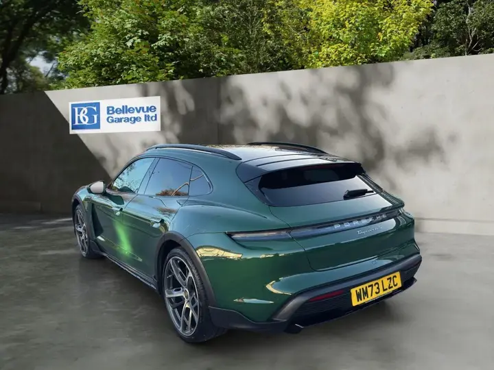 Porsche Taycan 2023 photo 5