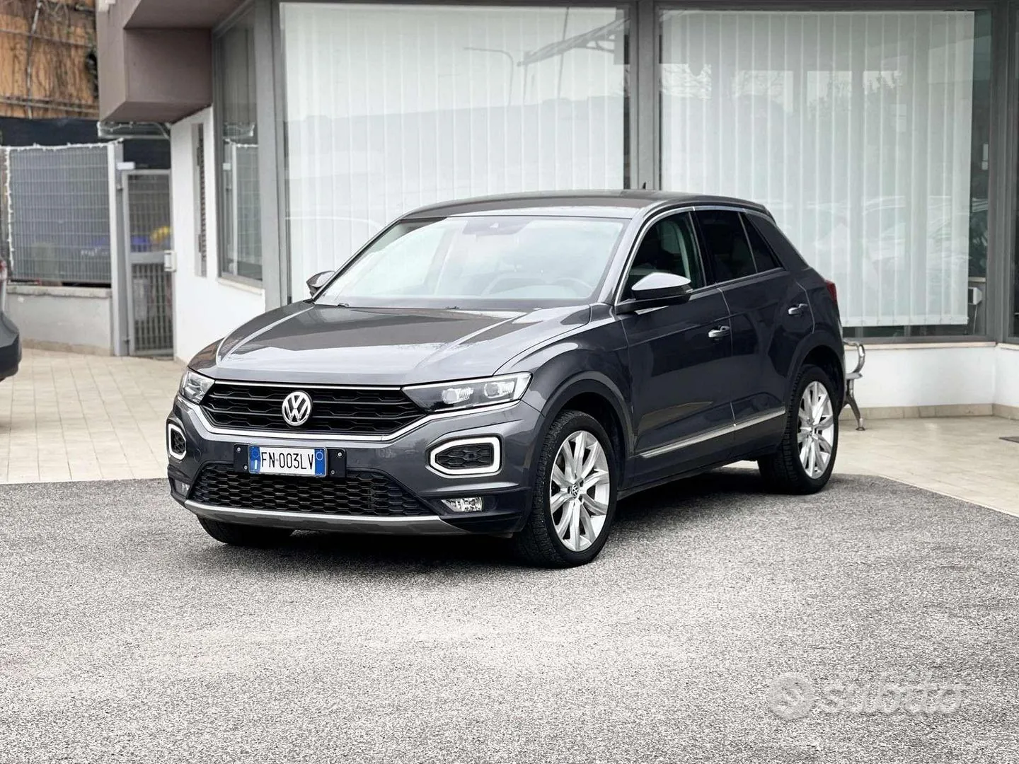 Volkswagen T-Roc 2018 photo 3