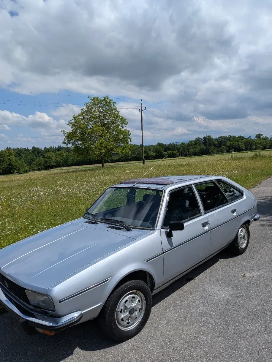 Renault Sonstige 1982 photo 3