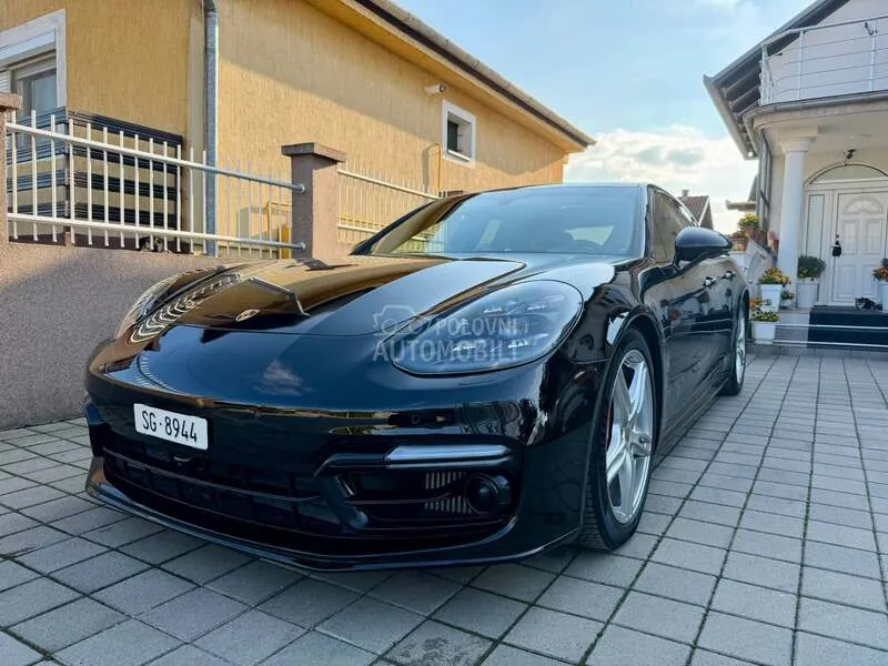 Porsche Panamera 2019 photo 4