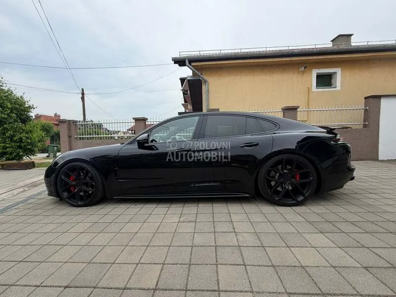 Porsche Panamera 2019 photo 3