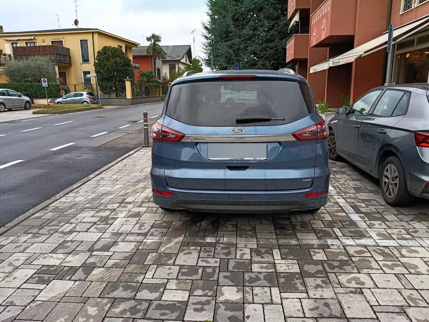 Ford S-Max 2023 photo 5