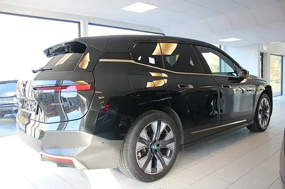 BMW Ix 2022 photo 4