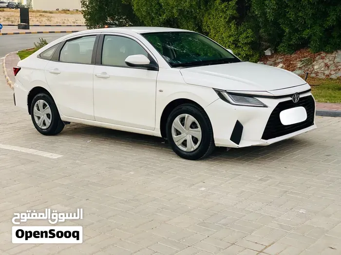 Toyota Yaris 2023 photo 4
