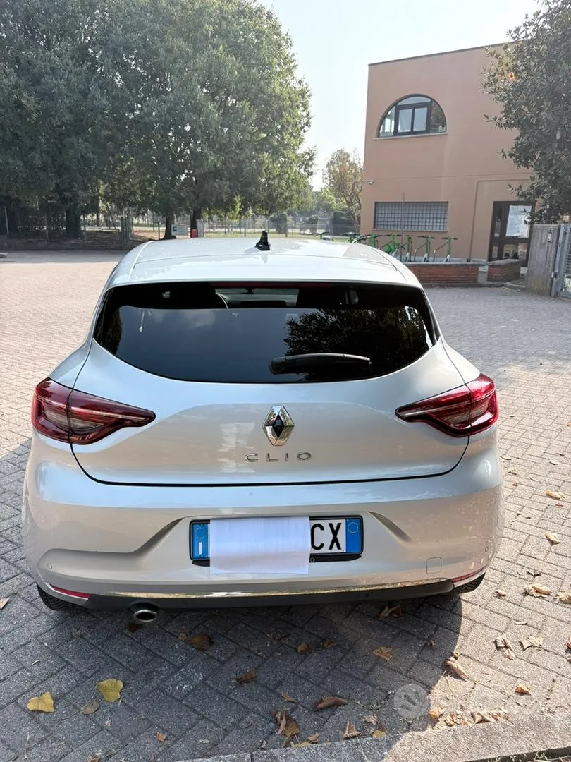 Renault Clio 2023 photo 5