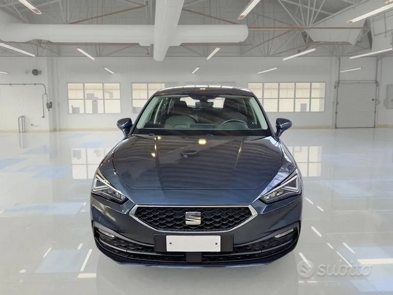 Seat Leon 2022 photo 2