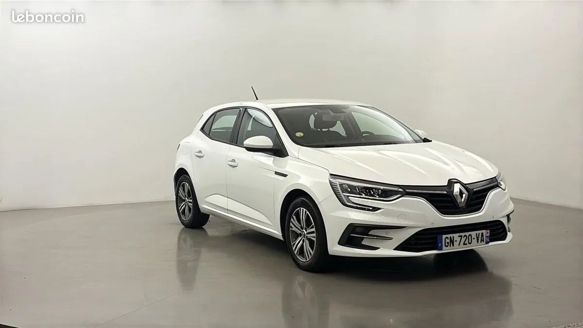Renault Megane 2023 photo 3