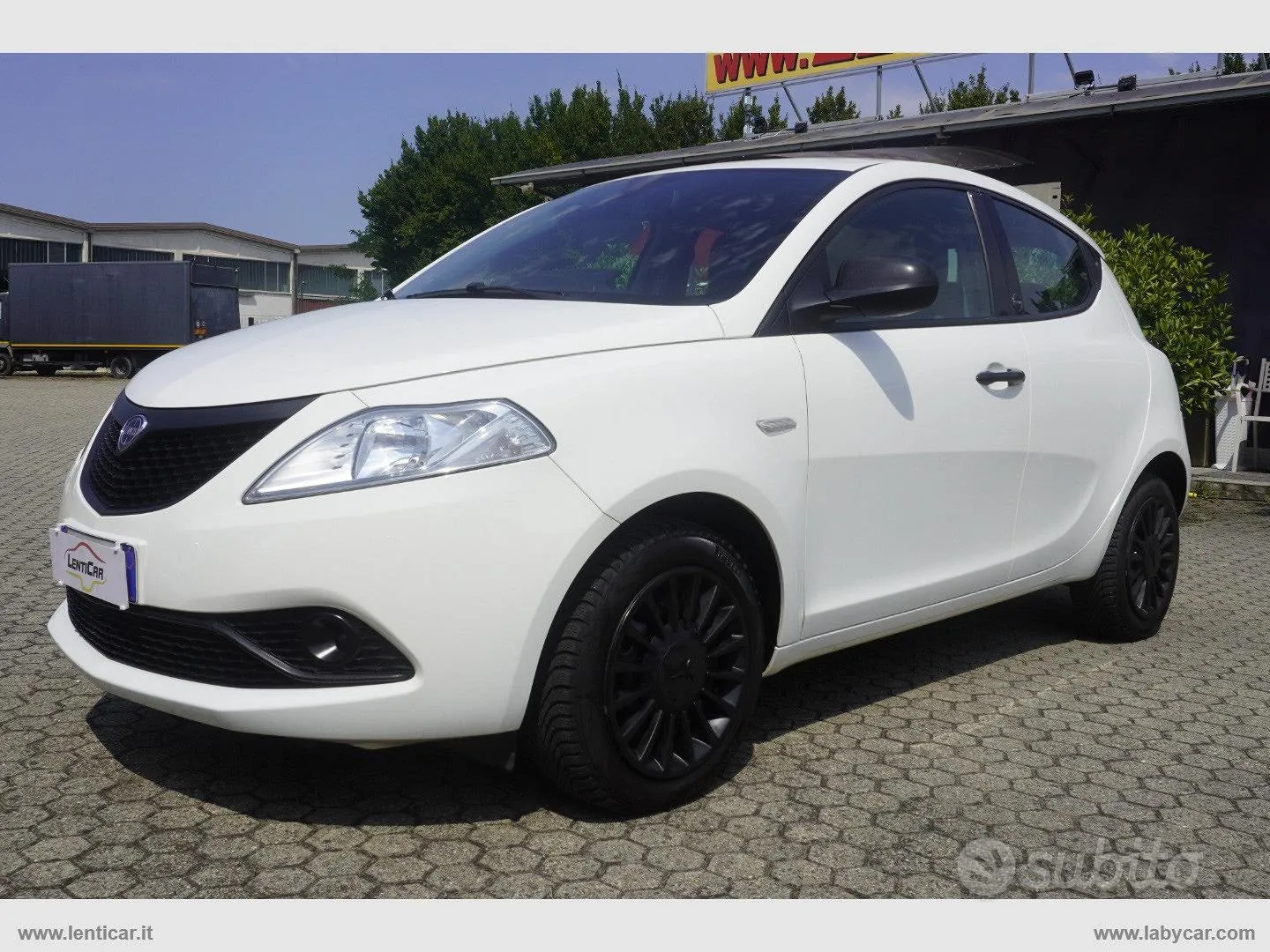 Lancia Ypsilon