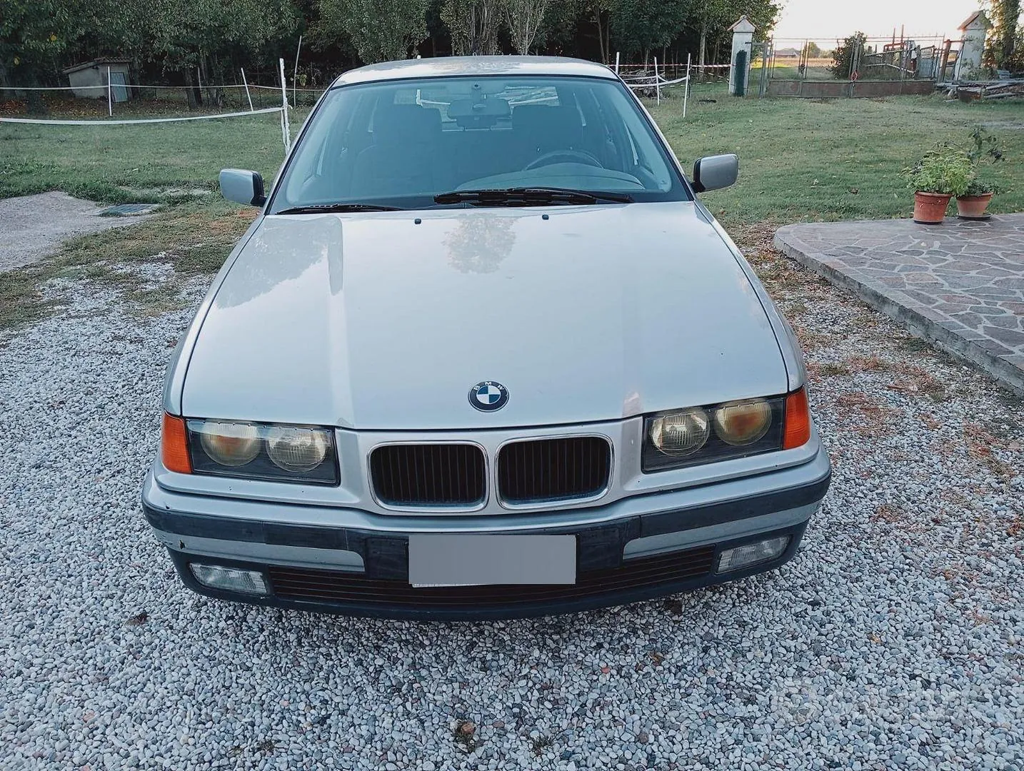 BMW 325 1996 photo 4