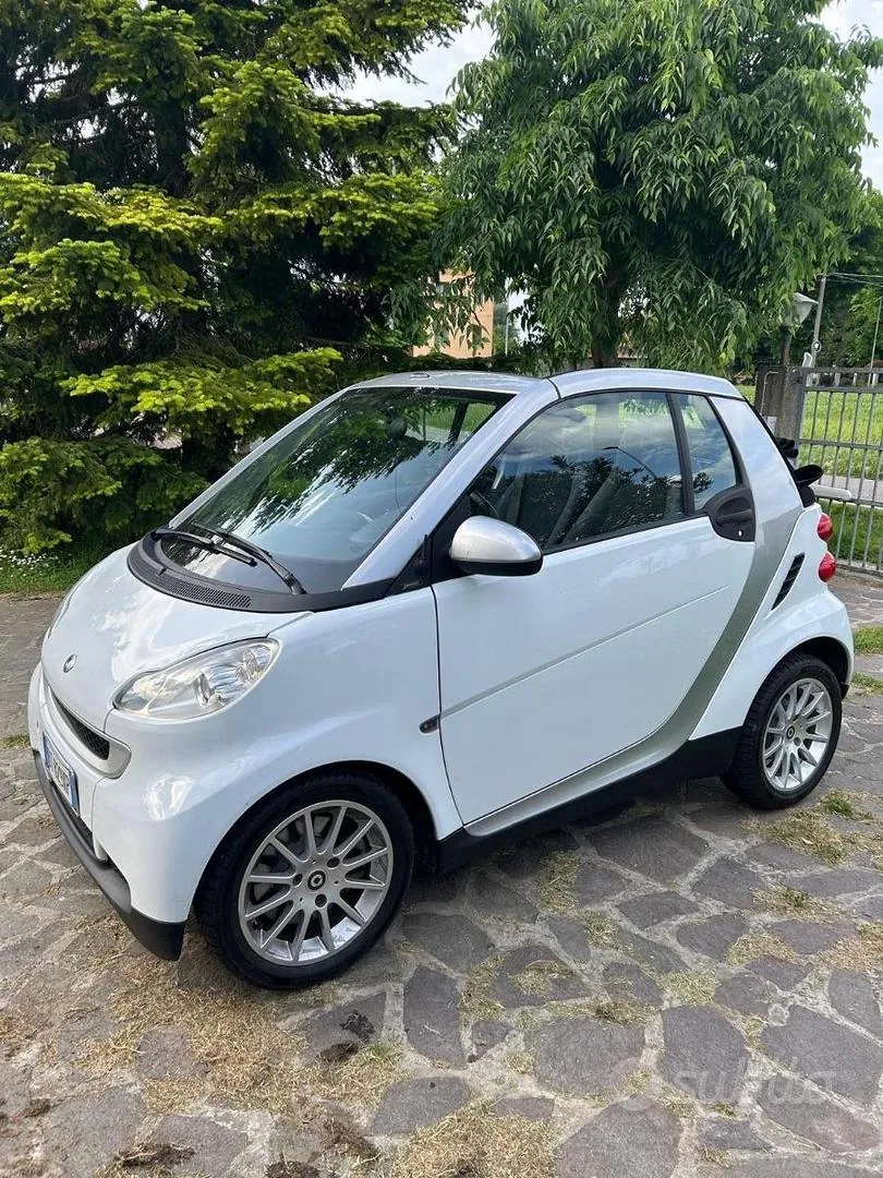 Smart Fortwo 2009 photo 2