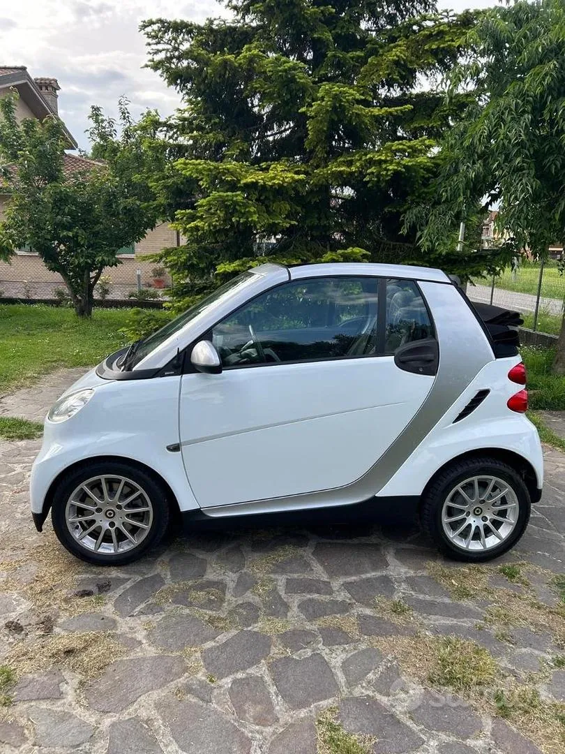 Smart Fortwo 2009 photo 3