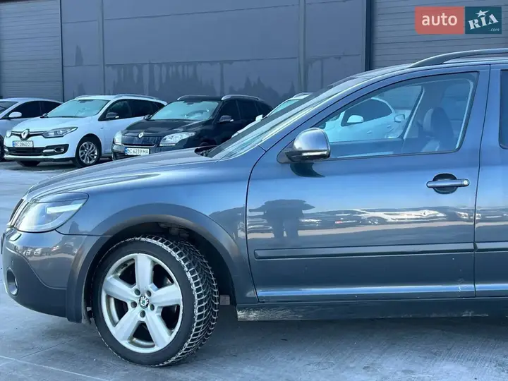 Skoda Octavia Scout 2010 photo 2