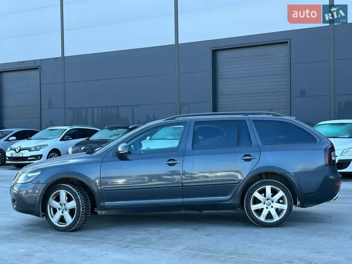Skoda Octavia Scout 2010 photo 3