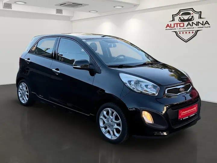 Kia Picanto 2012 photo 2