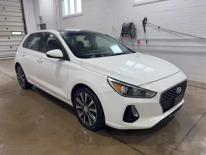Hyundai Elantra 2018 photo 3