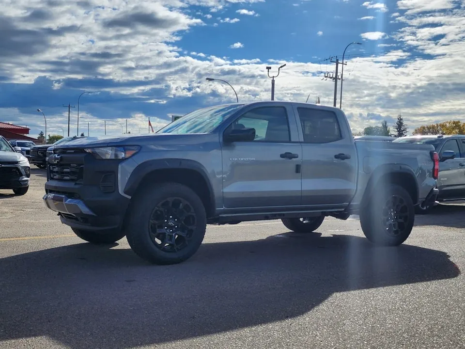 Chevrolet Colorado 2026 photo 2