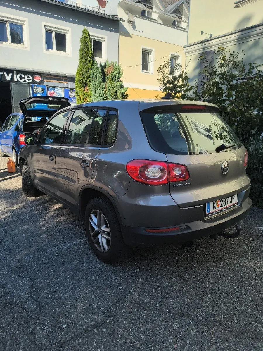 Volkswagen Tiguan 2008 photo 3